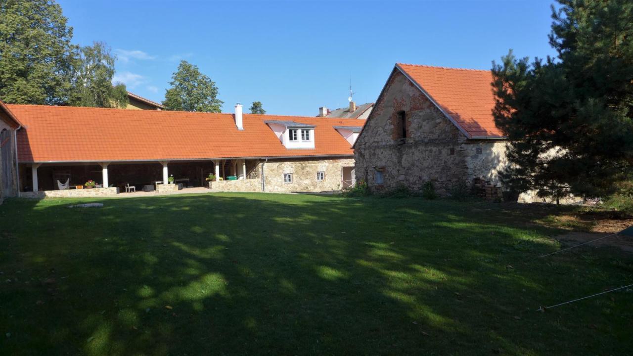 Orechovy Dvur Velke Nepodrice Zewnętrze zdjęcie